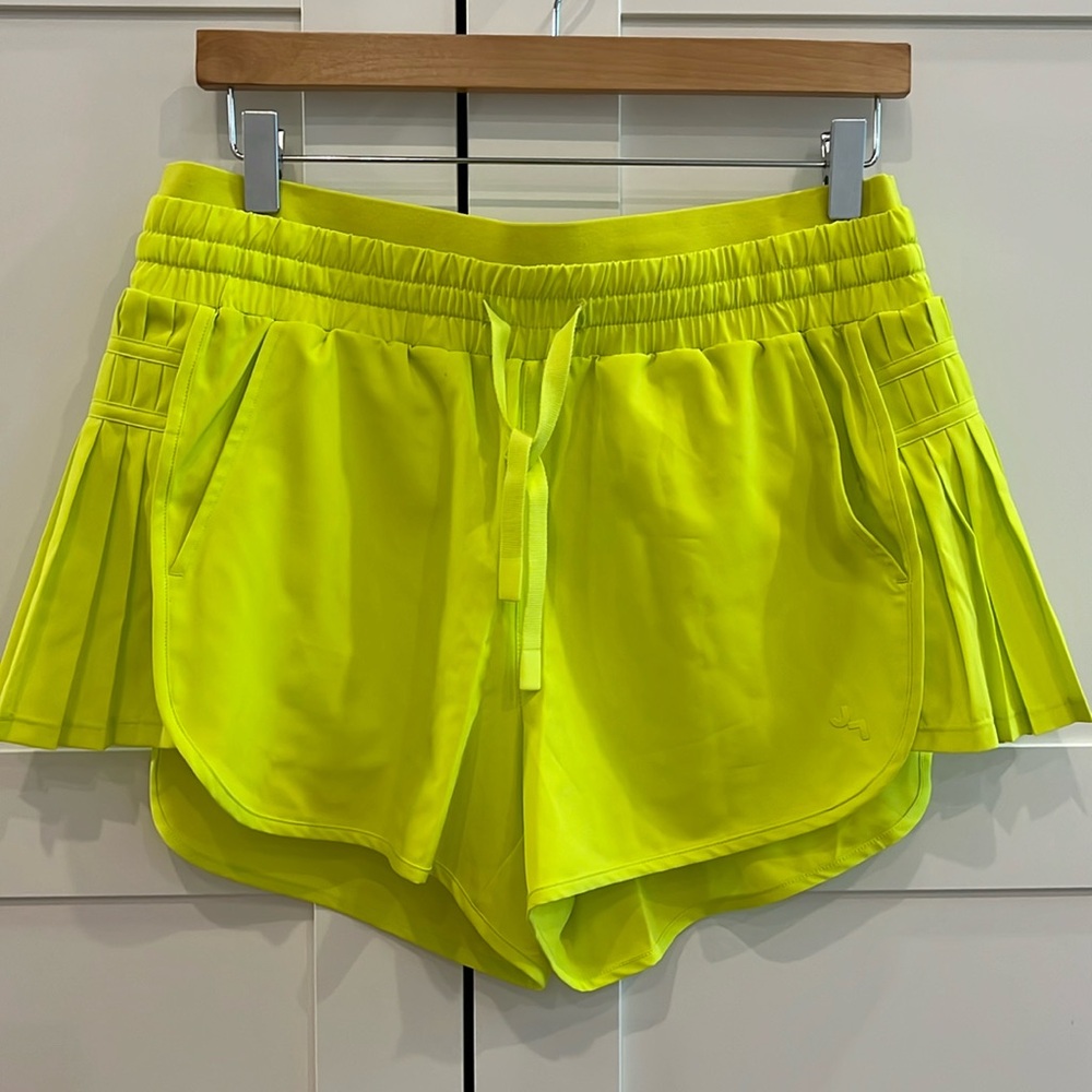 Joy Lab Highrise  Pleated Side Shorts M